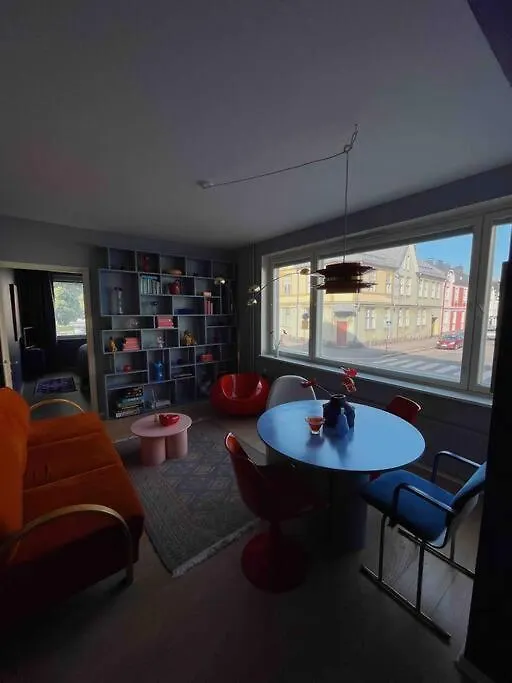 Ihana Kaksio Linnanmaeen Vieressae Helsinky Apartmán